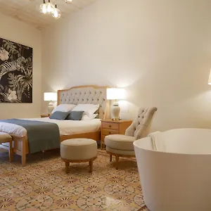 https://battery-house.qawrahotelsmalta.org